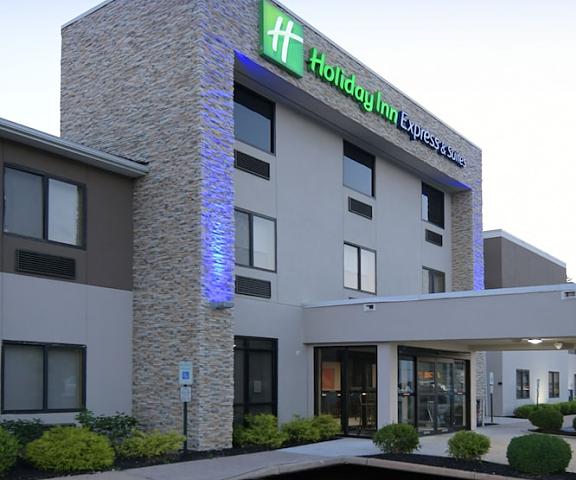 Holiday Inn Express & Suites Williamstown - Glassboro, an IHG Hotel Massachusetts Williamstown Exterior Detail