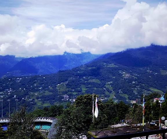 Hotel Ninamma Sikkim Gangtok Executive Club Room View