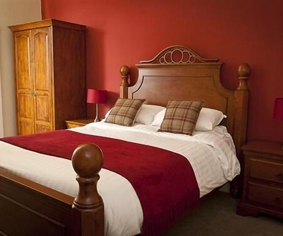 The Eagles Hotel Wales Llanrwst Room