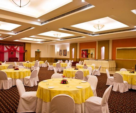 Lemon Tree Hotel, East Delhi Mall Uttar Pradesh Ghaziabad Food & Dining