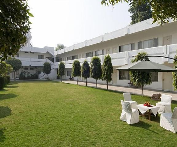 Grand Hotel Agra Uttar Pradesh Agra Garden