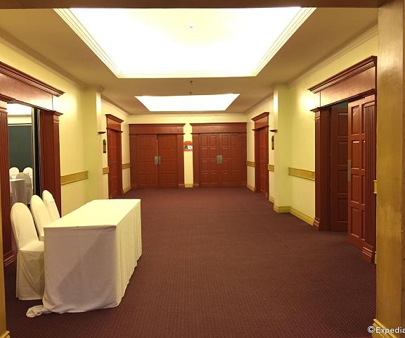 The MetroCentre Hotel and Convention Center null Tagbilaran Interior Entrance