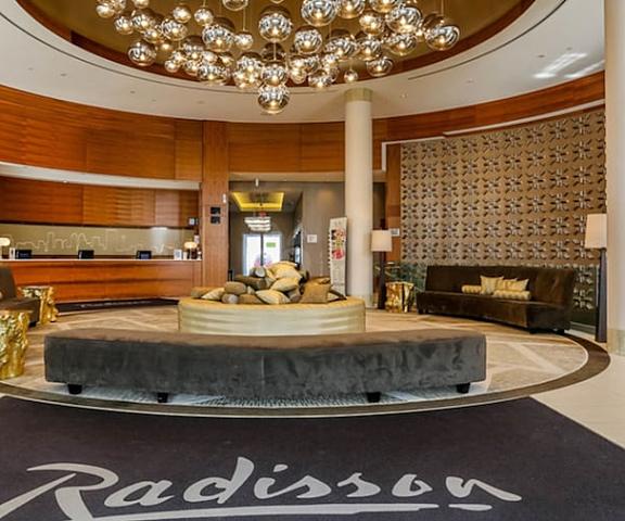 Radisson Hotel & Conference Centre Calgary Airport Alberta Calgary Interior Entrance