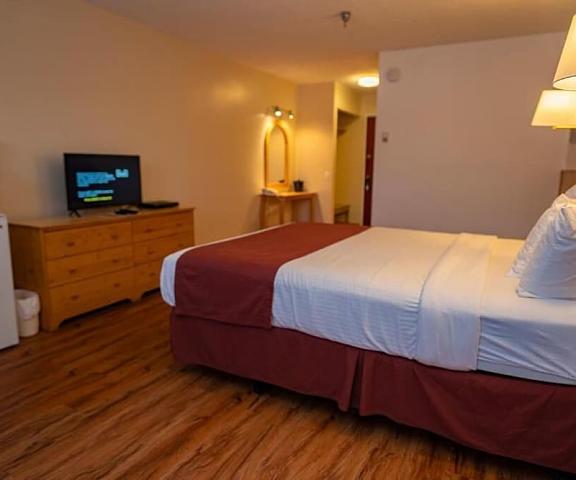Canadas Best Value Inn River View Hotel Yukon Whitehorse Room