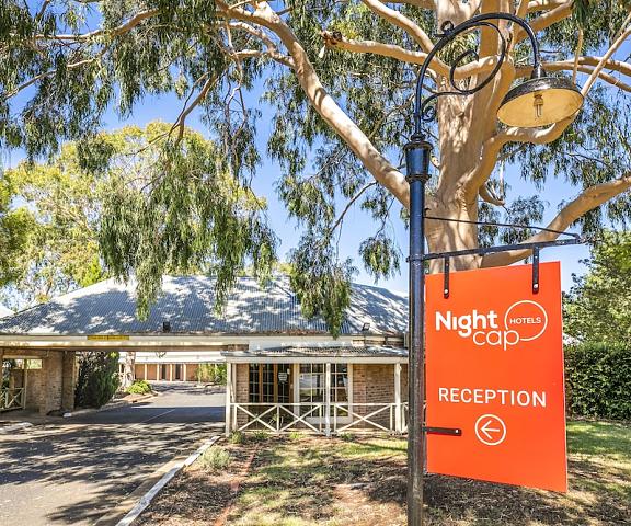 Nightcap at Macquarie Inn New South Wales Dubbo Facade