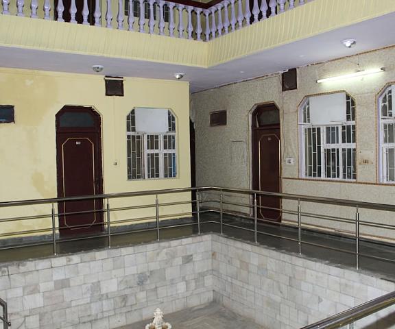 Hotel Raj Bed & Breakfast Uttar Pradesh Agra Interior Entrance