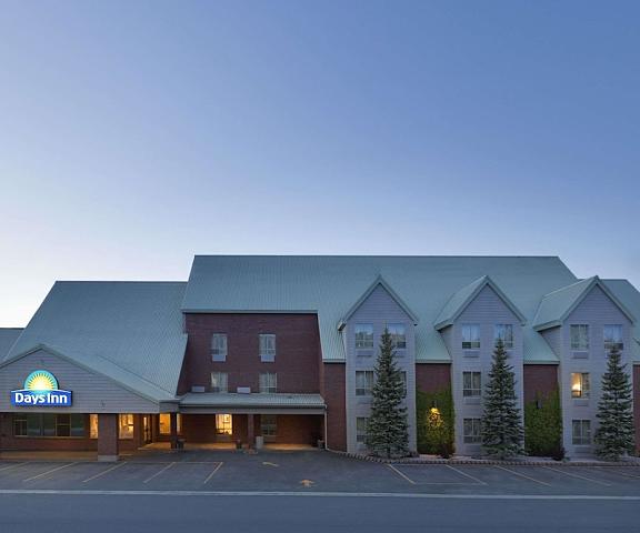 Days Inn by Wyndham Dalhousie New Brunswick Dalhousie Exterior Detail