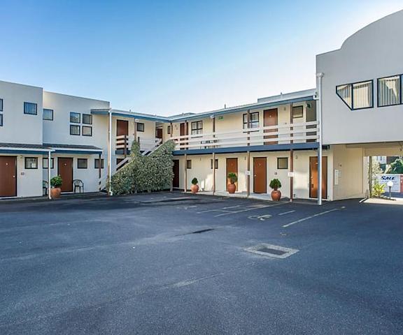 Wrights By The Sea Motel Wellington Region Paraparaumu Interior Entrance