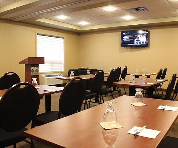 Best Western Plus Service Inn & Suites Alberta Lethbridge Meeting Room