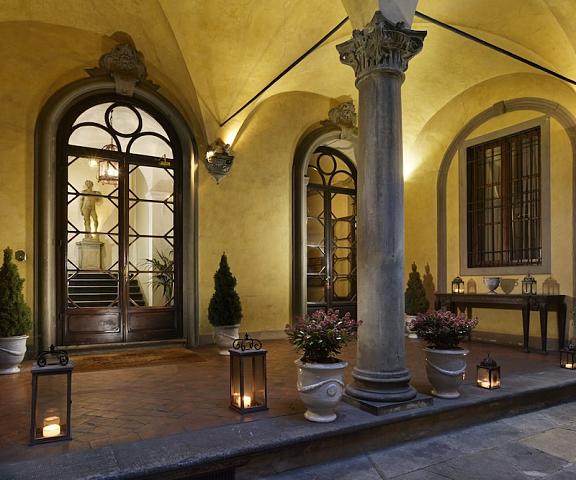 Al Palazzo del Marchese di Camugliano Tuscany Florence Interior Entrance