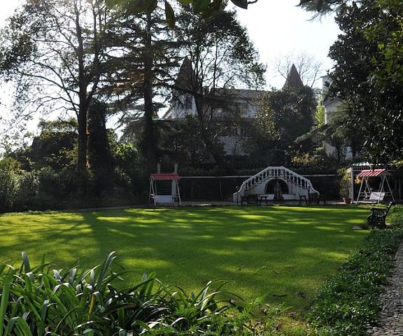 WelcomHeritage Kasmanda Palace Uttaranchal Mussoorie Garden
