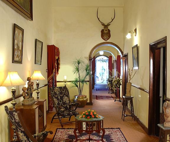 WelcomHeritage Kasmanda Palace Uttaranchal Mussoorie Lobby