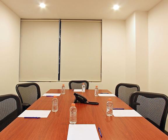 One Silao null Silao Meeting Room