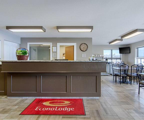 Econo Lodge Saskatchewan Regina Lobby