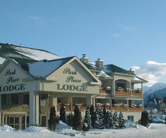 Park Place Lodge British Columbia Fernie Facade