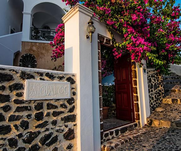Aigialos Luxury Traditional Settlement null Santorini Entrance