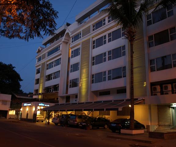 Kapila Business Hotel Maharashtra Pune Exterior Detail