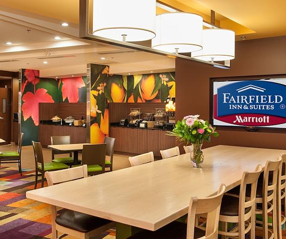 Fairfield Inn & Suites by Marriott Vernon British Columbia Vernon Interior Entrance