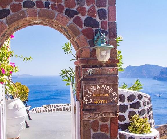 Alexander's Suites null Santorini Entrance