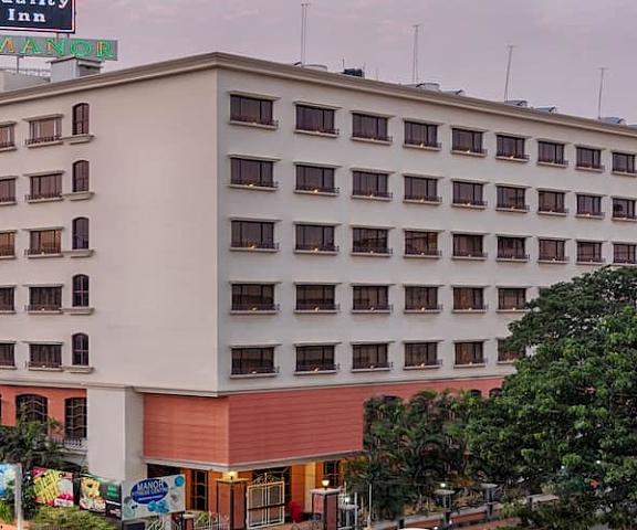 Quality Hotel D V Manor Andhra Pradesh Vijayawada Facade