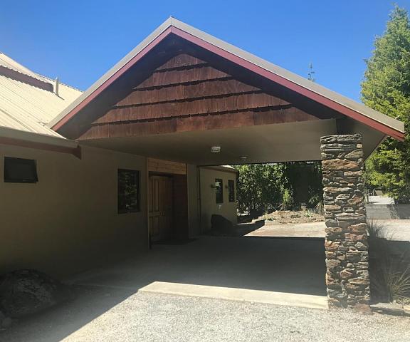 Altamont Lodge Otago Wanaka Exterior Detail