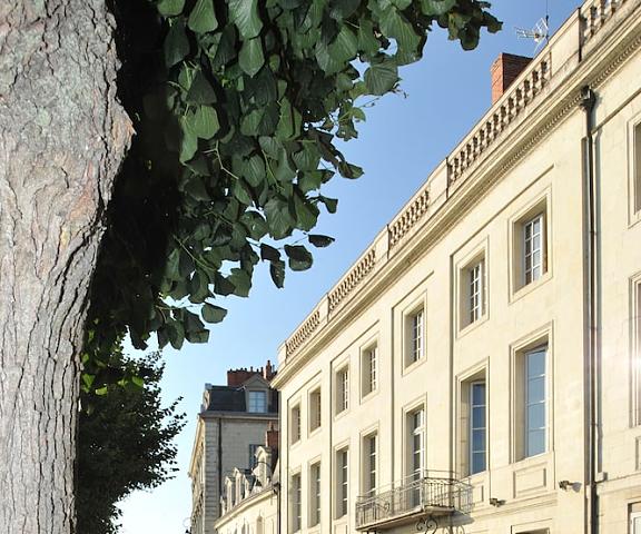 Hôtel Anne d'Anjou,The Originals Collection Pays de la Loire Saumur Entrance