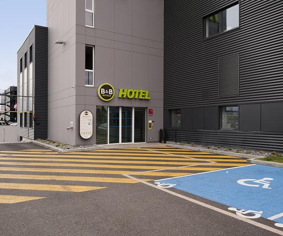 B&B HOTEL Lyon Sud Etats-Unis Auvergne-Rhone-Alpes Venissieux Entrance