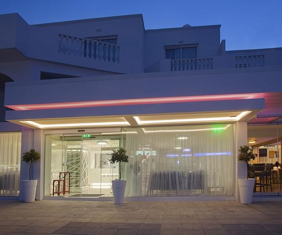 Princessa Vera Hotel Apartments null Paphos Entrance