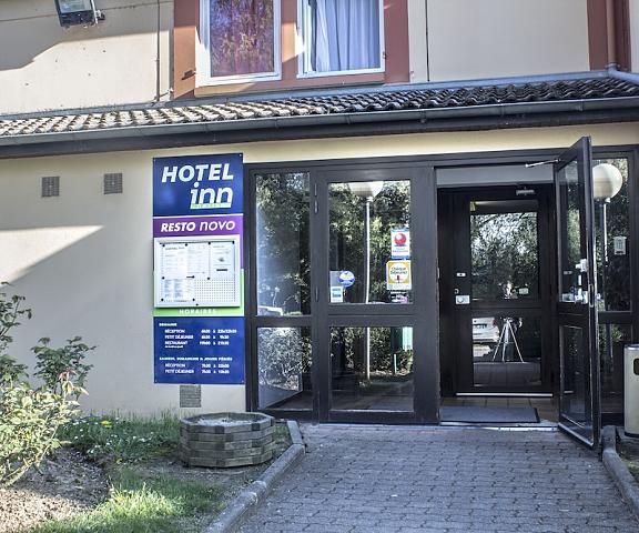 Hotel Inn Design Bourges Resto Novo Centre - Loire Valley Bourges Entrance