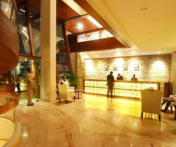Sai Palace Hotel Maharashtra Mumbai Lobby
