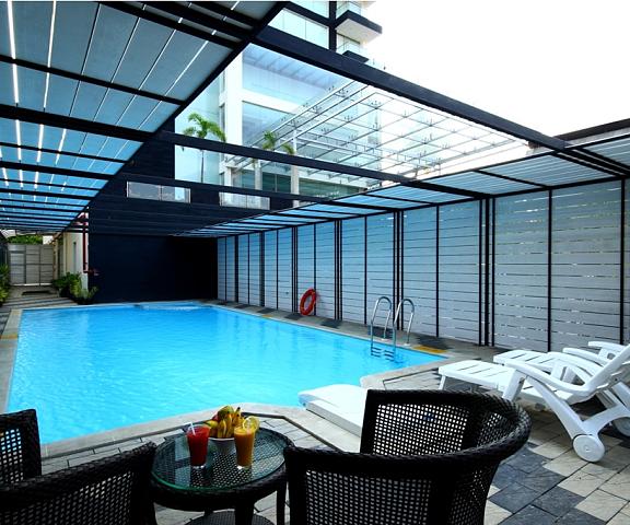 Diana Heights Luxury Hotel Kerala Kochi Pool