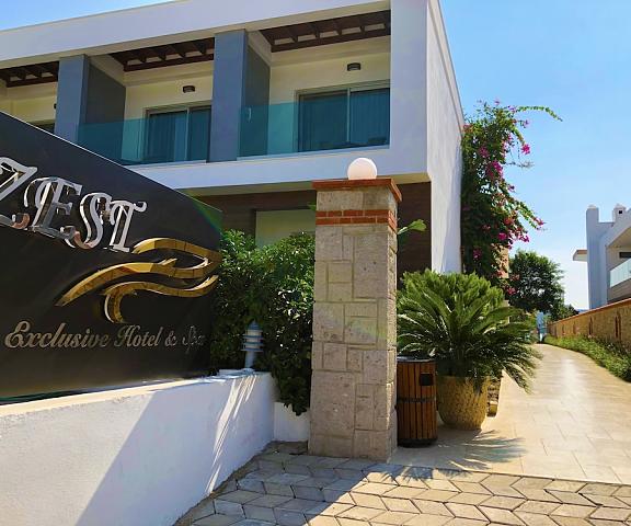 Zest Exclusive Hotel and Spa Mugla Bodrum Entrance