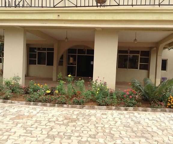 Pinnacle Hotels and Suites Ebonyi Abakaliki Entrance