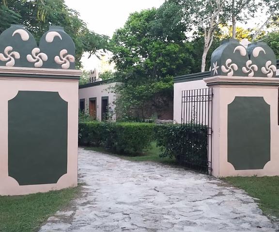 Hacienda San Francisco Yucatan Dzidzantun Entrance
