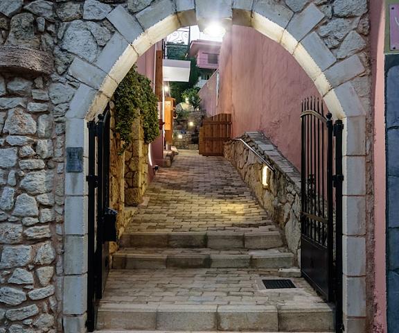 Petronikolis Traditional House Crete Island Archanes-Asterousia Entrance