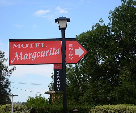 Motel Margeurita New South Wales Queanbeyan Exterior Detail