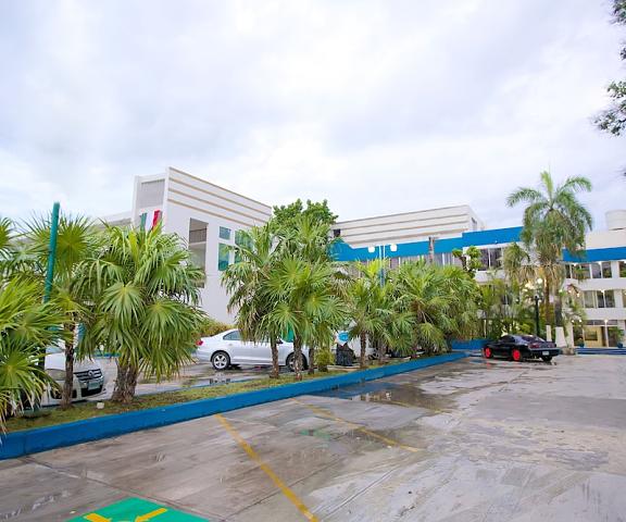 Hotel Principe Quintana Roo Chetumal Parking