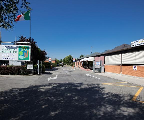 Centro Turistico Città di Bologna Emilia-Romagna Bologna Entrance