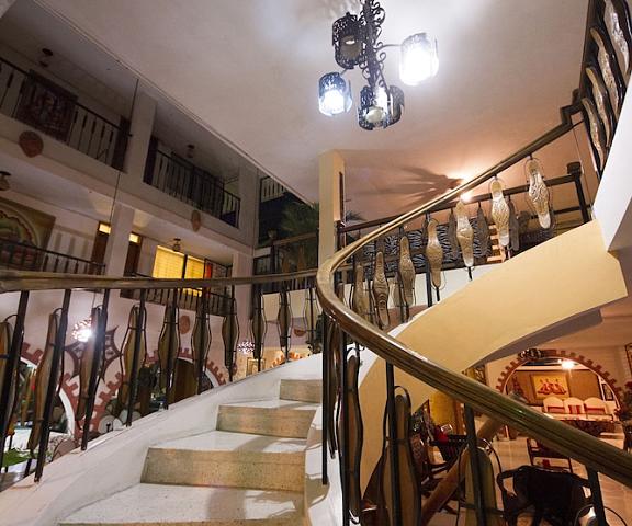 Ideal Villa Hotel null Port-au-Prince Staircase