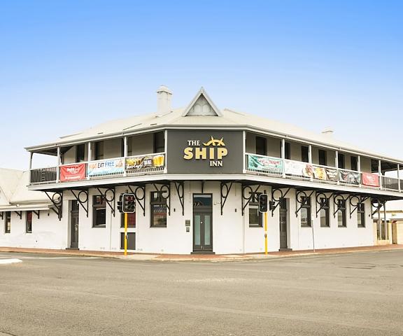 Nightcap at the Ship Inn Western Australia Busselton Entrance