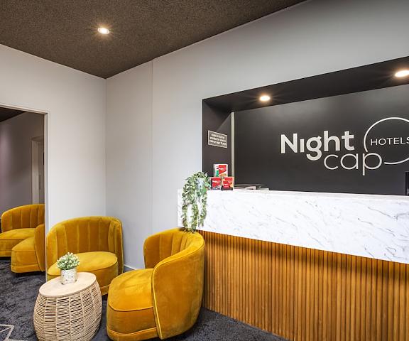Nightcap at Sandbelt Hotel Victoria Moorabbin Interior Entrance
