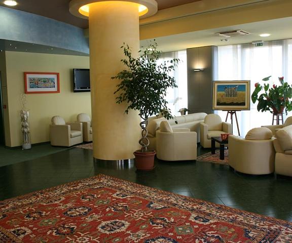 Hotel Senator Lombardy Gorgonzola Interior Entrance