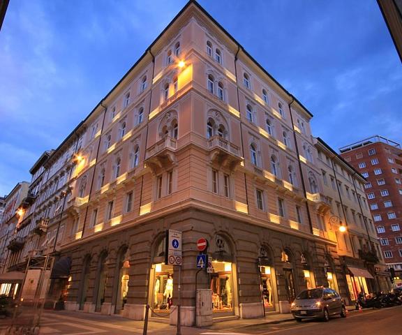 Hotel Continentale Friuli-Venezia Giulia Trieste Exterior Detail