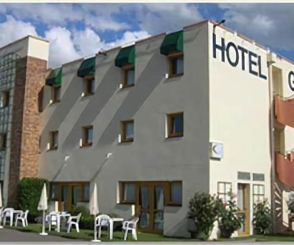 Hotel Kimotel Ile-de-France Epone Facade