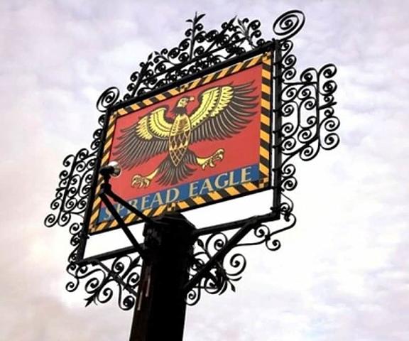The Spread Eagle Hotel England Thame Facade