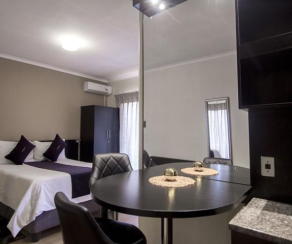 Scenery Guesthouse Maqalika null Maseru Room