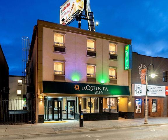 La Quinta Inn & Suites by Wyndham Oshawa Ontario Oshawa Exterior Detail