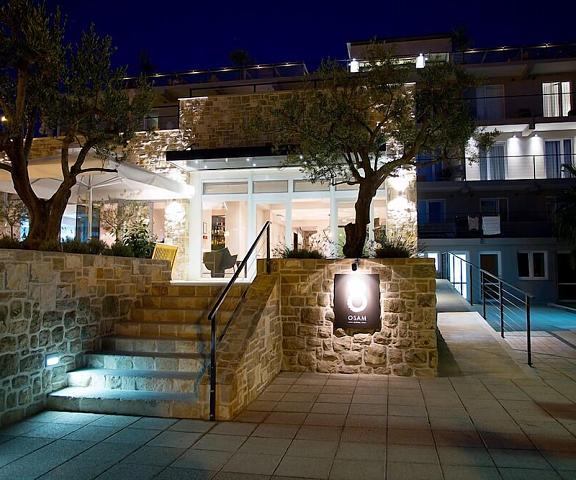 Hotel Osam Split-Dalmatia Supetar Entrance