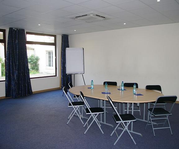 Résidence d'Artagnan Centre - Loire Valley Montargis Meeting Room