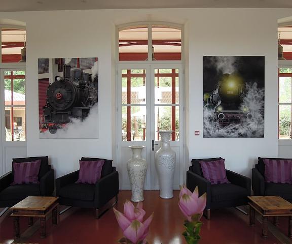 Hotel Estelou Occitanie Sommieres Lobby